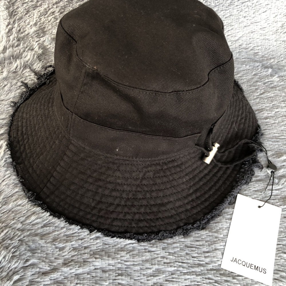 ✨Jacquemus Bucket Hat Black